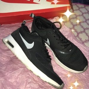 NIKE AIR MAX THEA